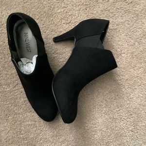 Nine west ankle booties!